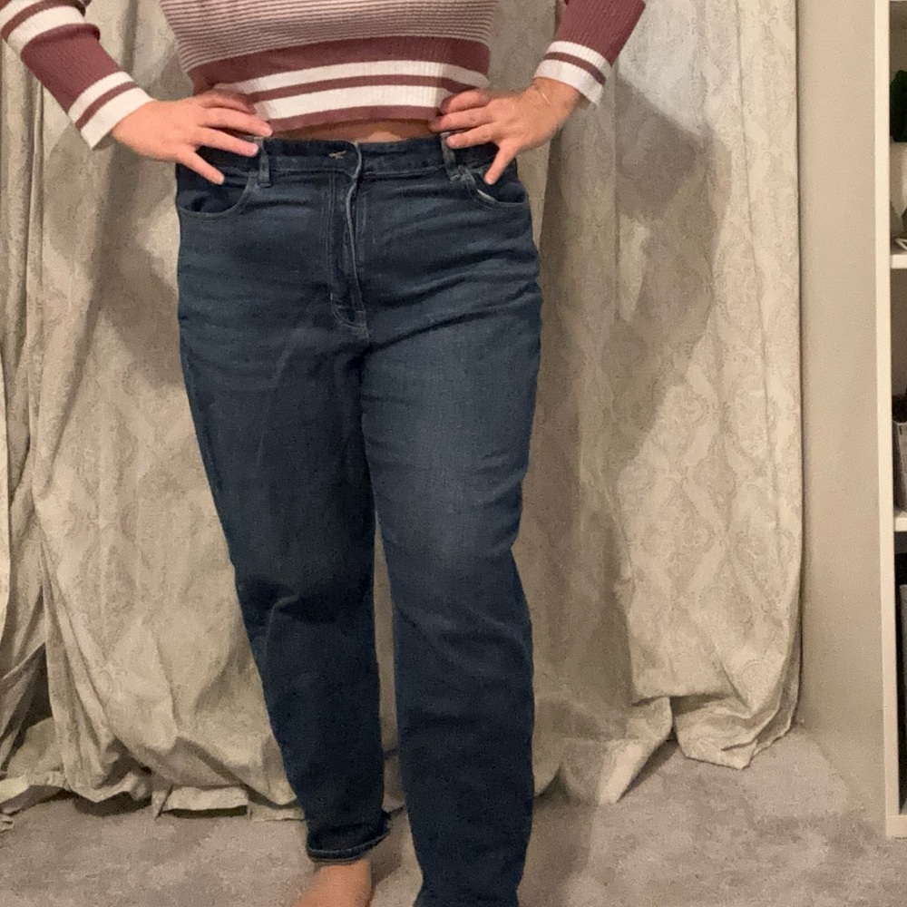 straight leg jeans